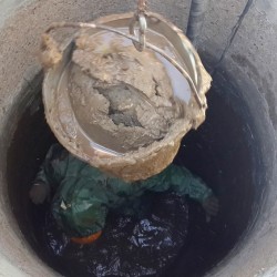 мутная вода в колодце