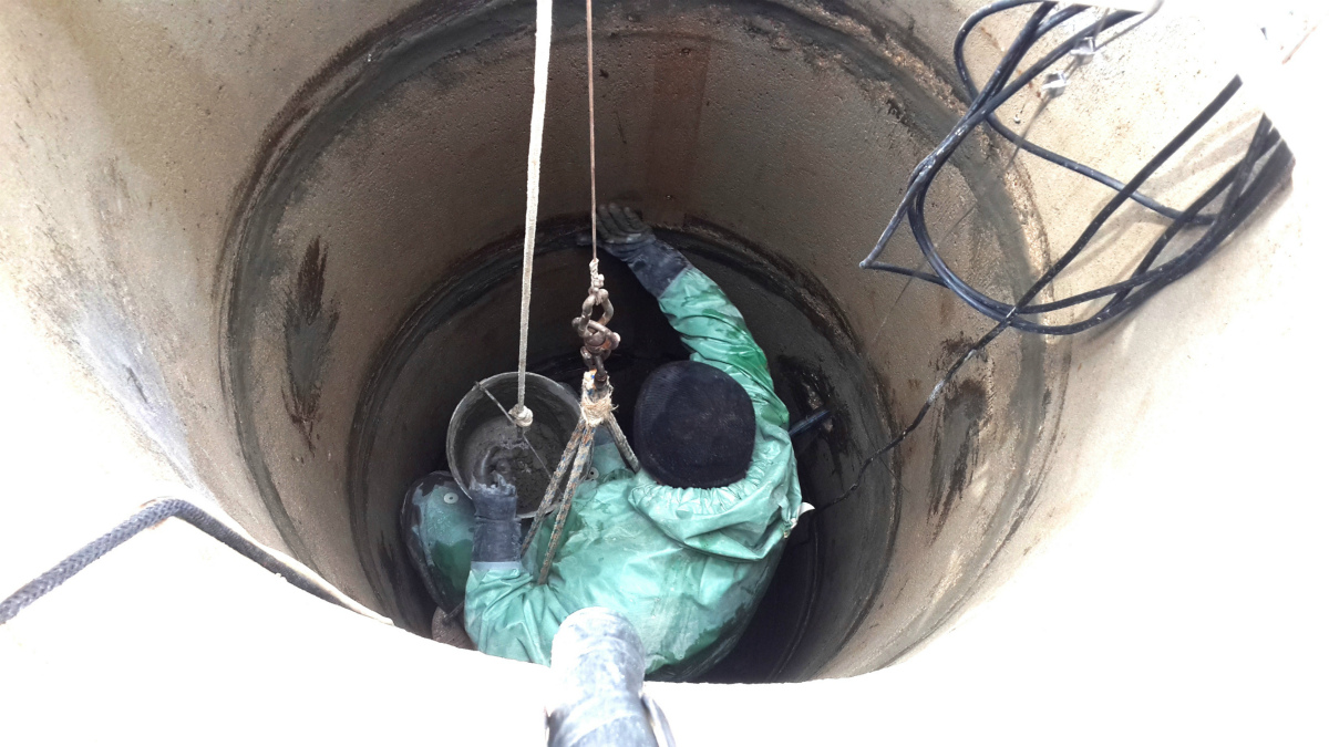 Чистка и ремонт колодца в Старбеево