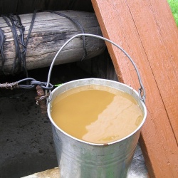мутная вода в колодце